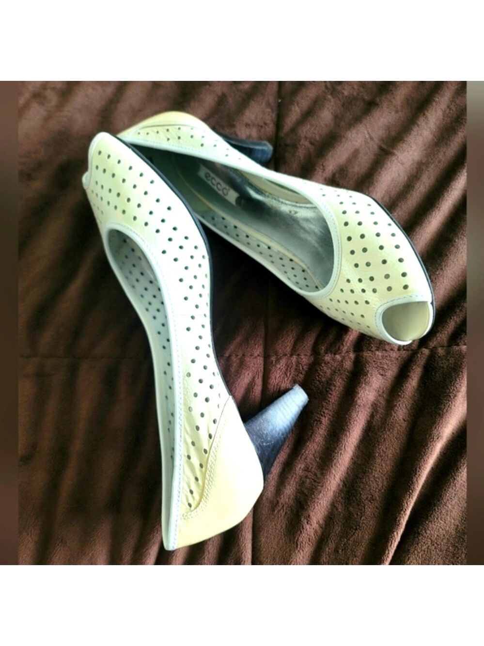 ECCO Women's Patent Leather Slip-On Peep-Toe Pumps Heels Size 40